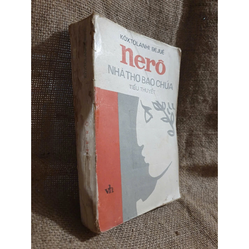 Nero nhà thơ bạo chúa- tiểu thuyết 460551