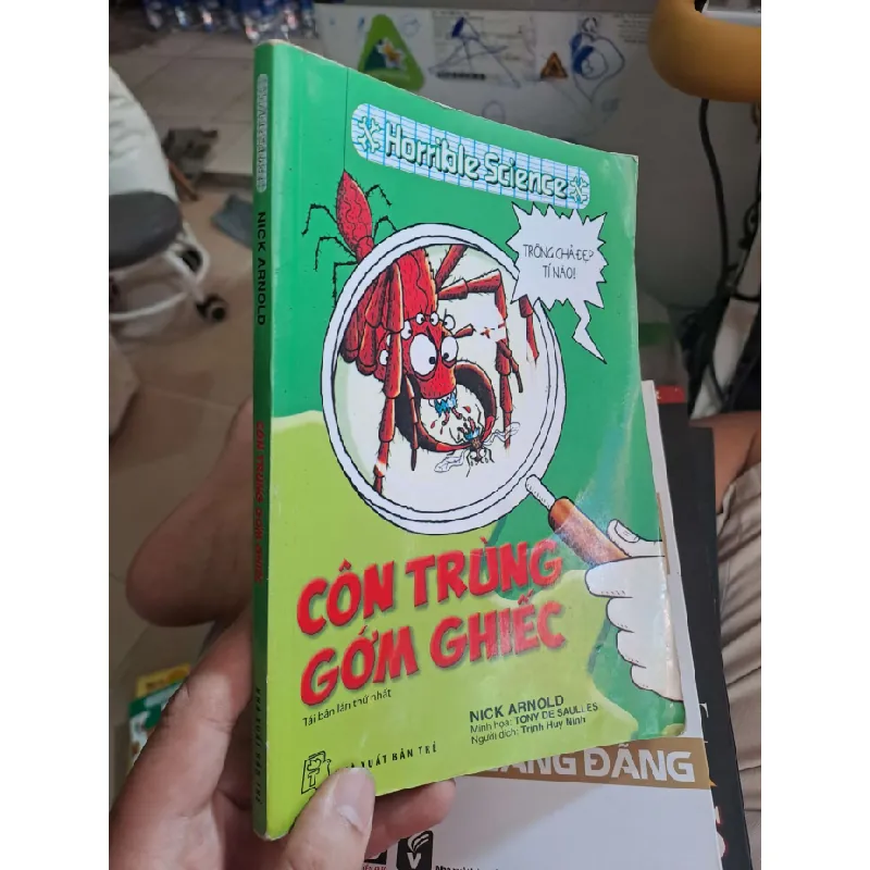 Côn trùng gớm ghiếc - Nick Arnold KHOA HỌC ĐỜI SỐNG HCM1008 577420