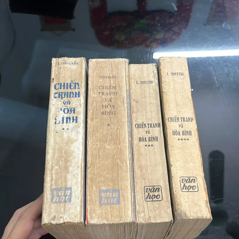 Chiến tranh và hòa bình 1006943