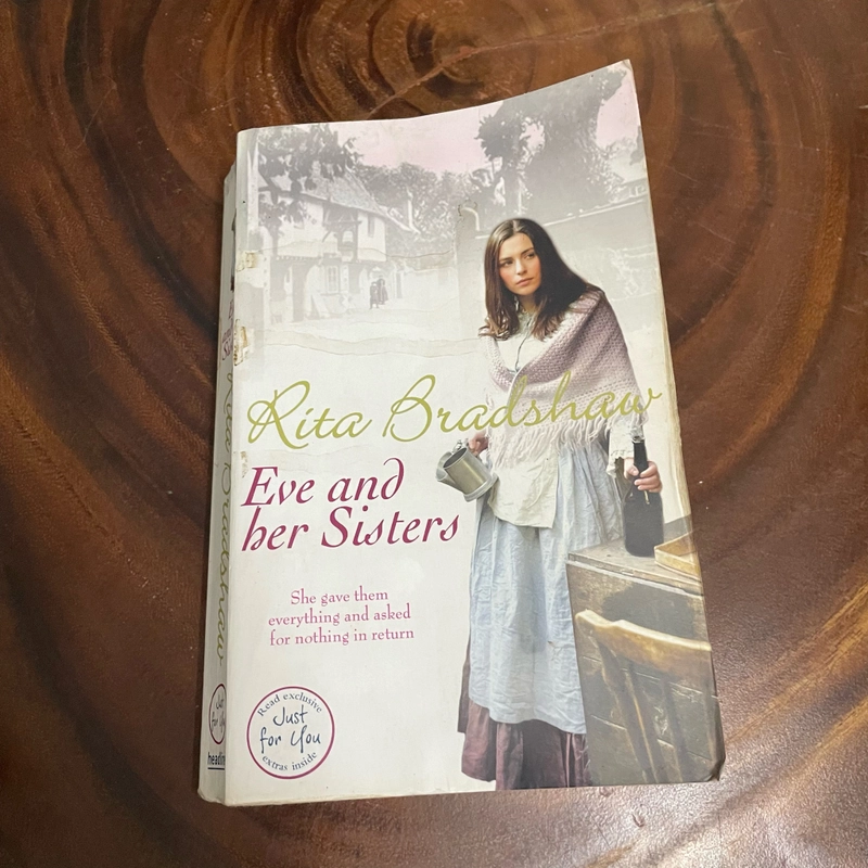 II English Book: Eva And Her Sisters - Rita Bradshaw - 2009  442908