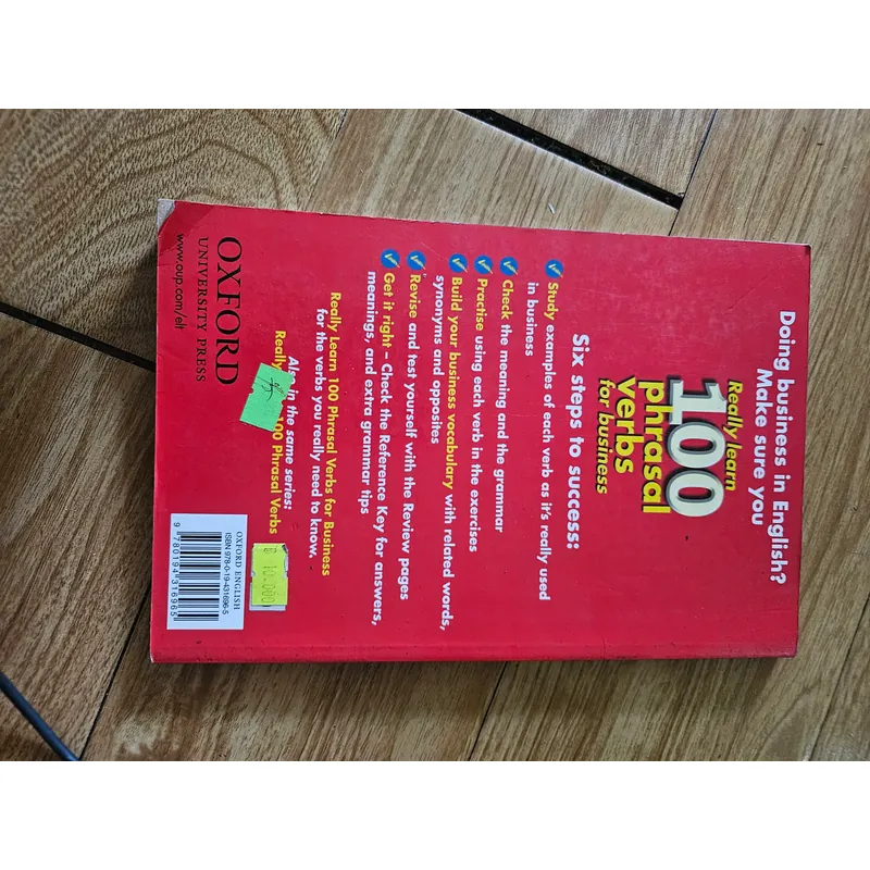 Awful Auntie
 739551