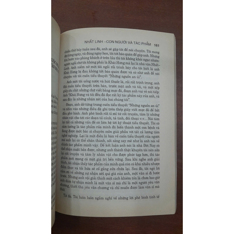 NHẤT LINH CON NGƯỜI VÀ TÁC PHẨM 290261