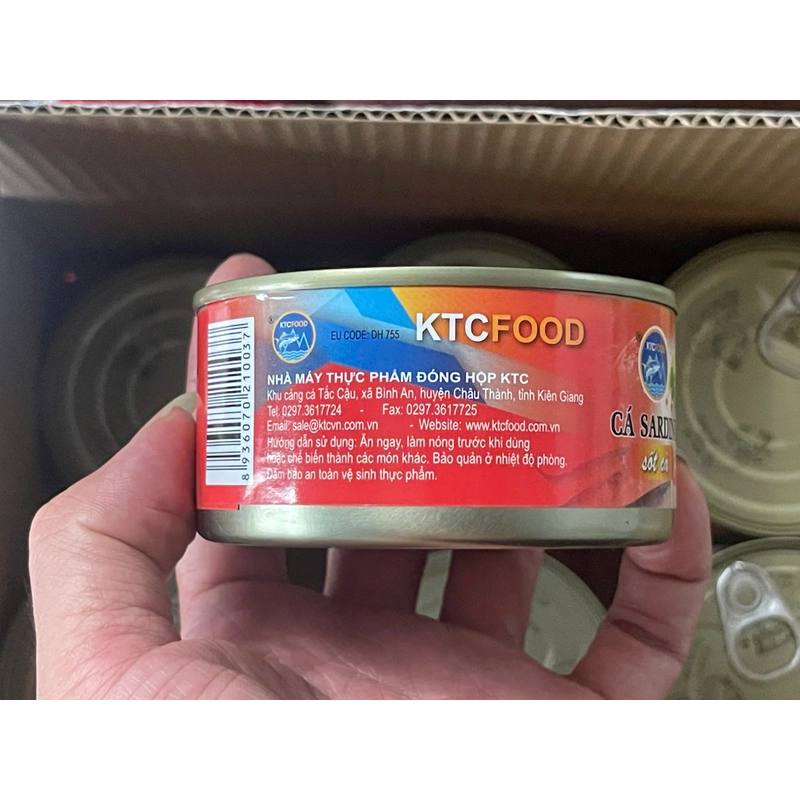 PASS LẠI 12 LON CÁ HỘP SARDINES SỐT CÀ MỚI SẢN XUẤT 452160