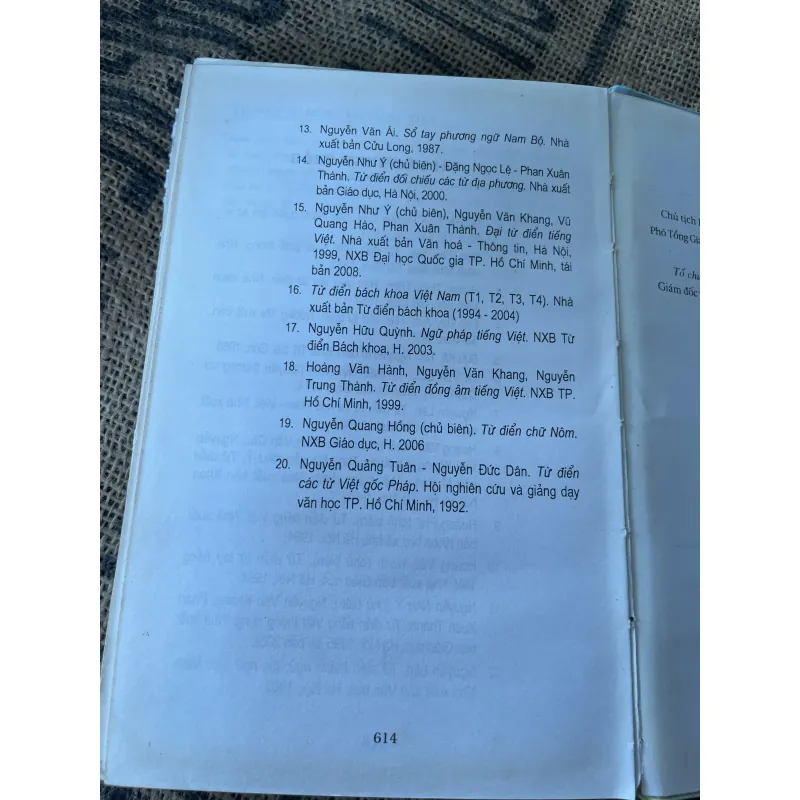 Từ điển từ đồng âm tiếng Việt - Nguyễn hữu Quýnh  1020237