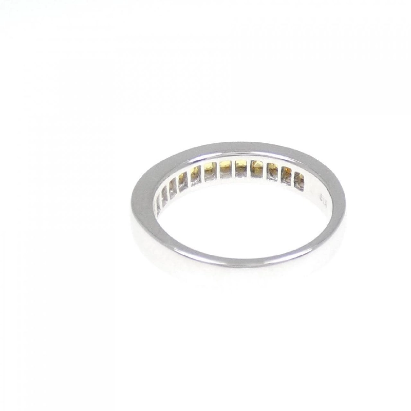 Nhẫn Sapphire K18WG 0.79CT 672599