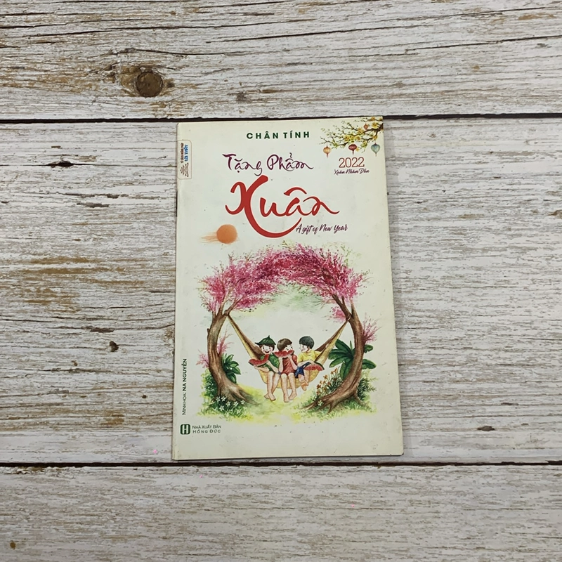 Sách tặng phẩm xuân 326135