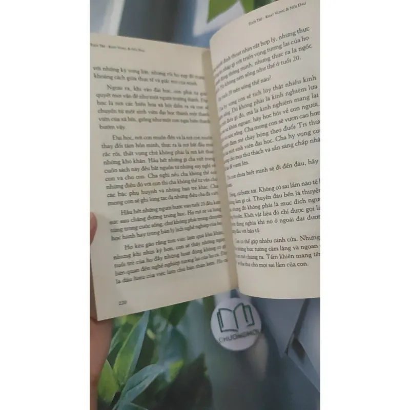 Tuổi Trẻ Khát Vọng Và Nỗi Đau - Rando Kim 961257