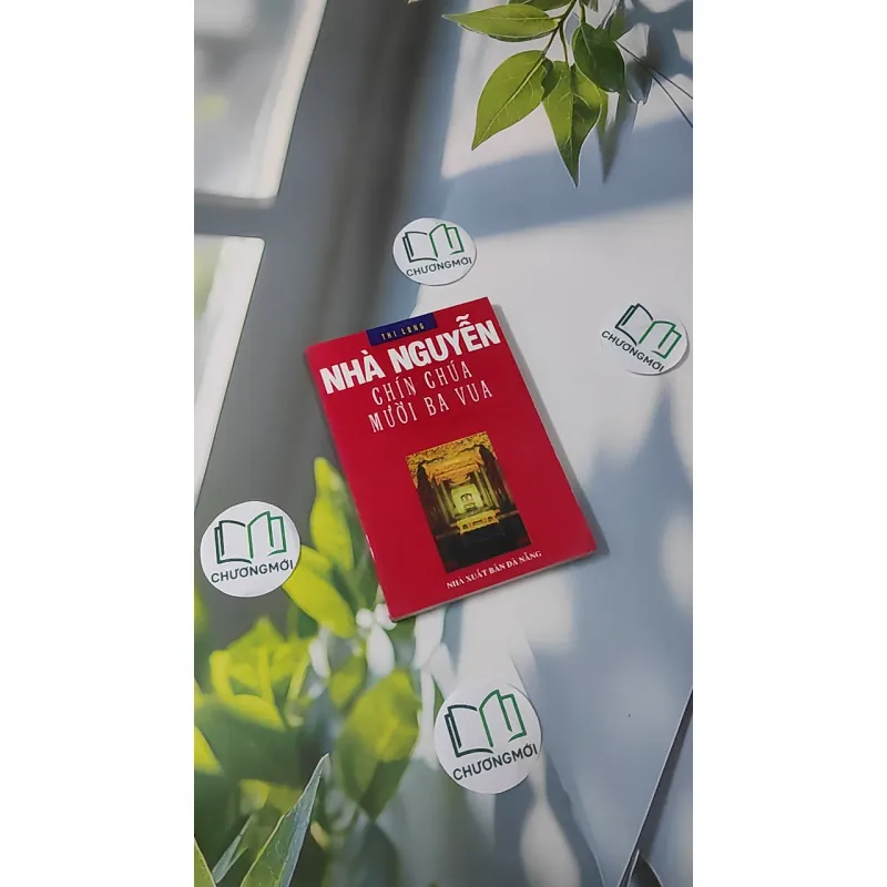 Nhà Nguyễn Chín Chúa Mười Ba Vua - Thi Long 970255