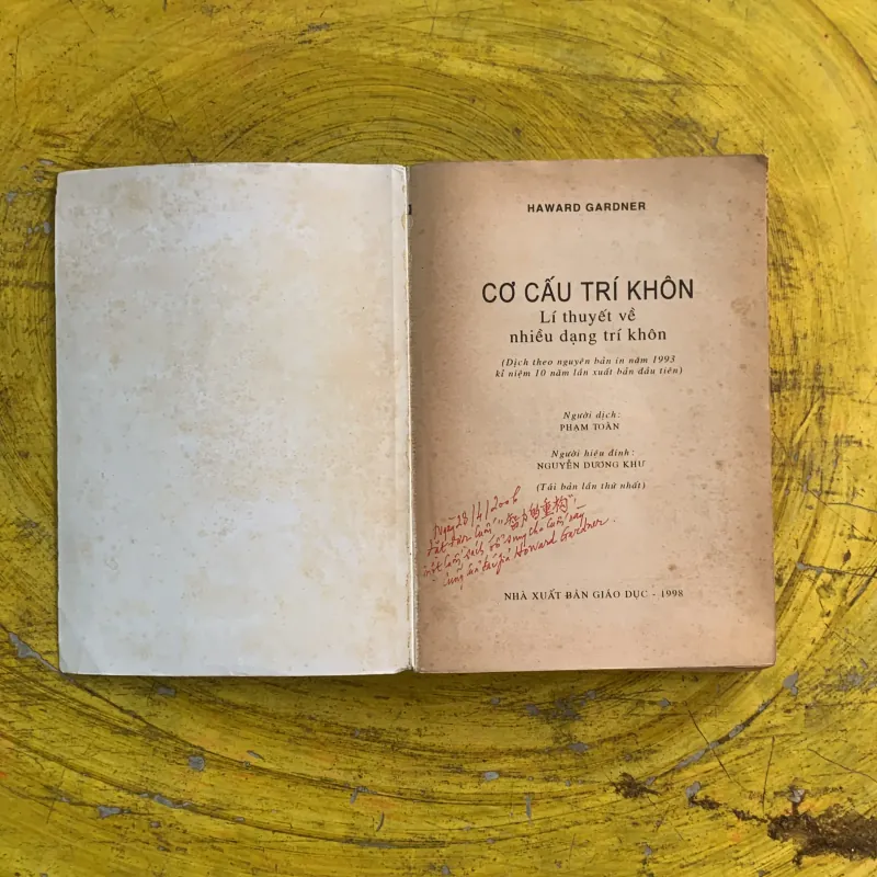  CƠ CẤU TRÍ KHÔN LÍ THUYẾT VỀ NHIỀU DẠNG TRÍ KHÔN- HOWARD GARDNER 991304