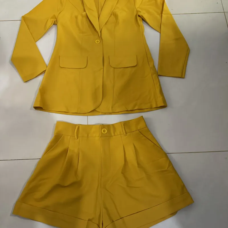 Set vest thoi trang trẻ không gia không sến  760302