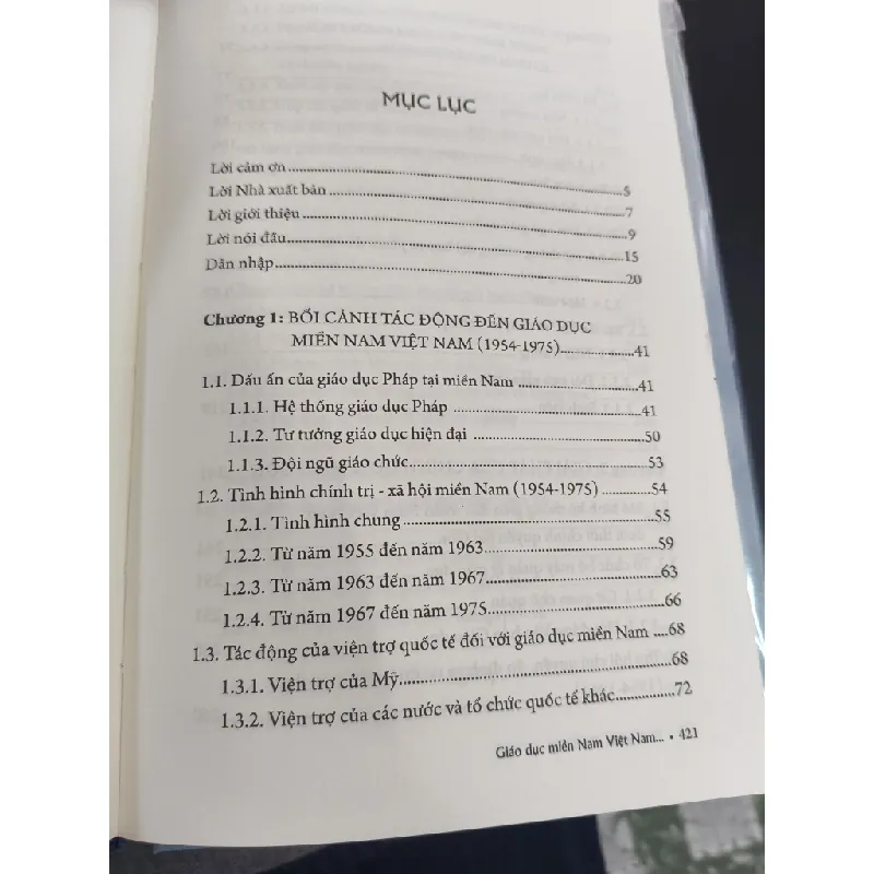 Giáo dục miền nam Việt Nam dưới thời chính quyền Sài Gòn - Nguyễn Kim Dung 688820