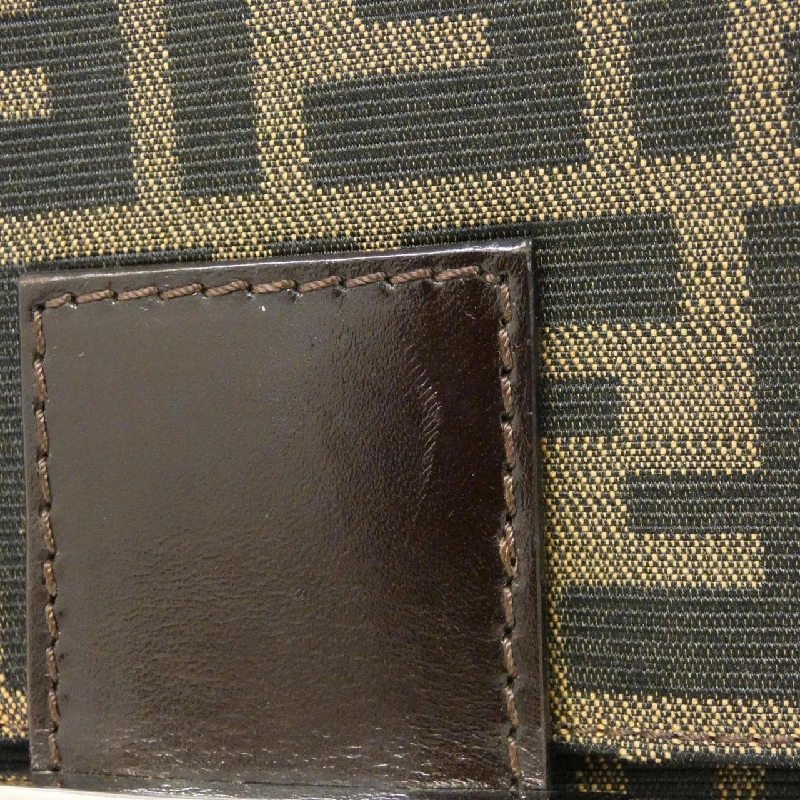 Túi xách vai Fendi Mamma Baguette 26325 - Hàng hiệu Authentic 767007