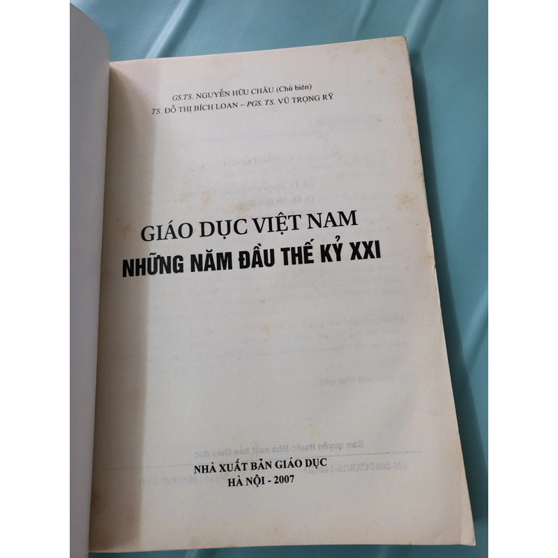 Giáo dục Việt Nam những năm đầu thế kỷ 21 357076