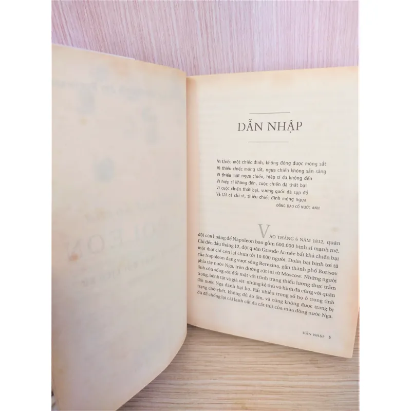 Sách: Chiếc Nút Áo Của Napoleon - 17 Phân Tử Thay Đổi Lịch Sử - 763531