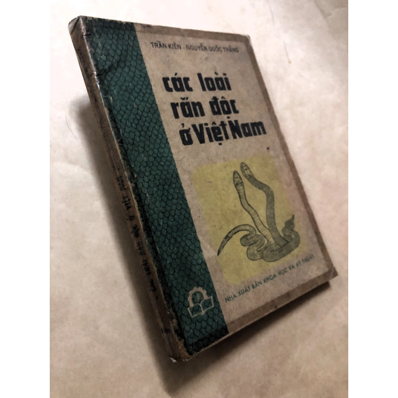 Sách Các loài rắn độc ở Việt Nam chính hãng 306356
