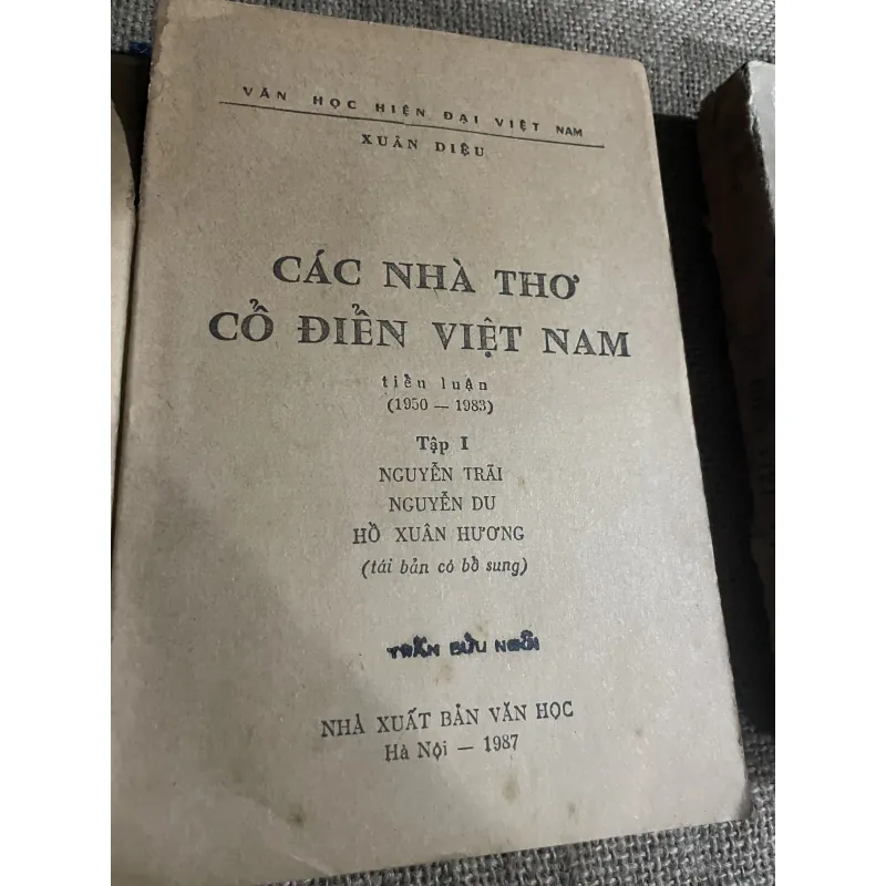 Nhà thơ cổ điển Việt Nam - xuân Diệu bộ hai tập  775803