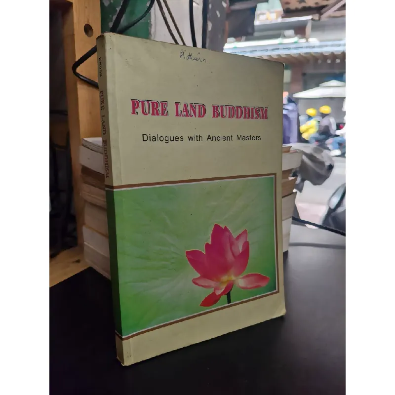 Pure land Buddhism: Dialogues with Ancient Masters 703506