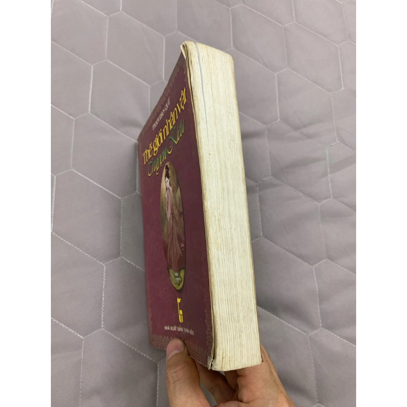 Thế giới nhân vật truyện kiều. 999 443667