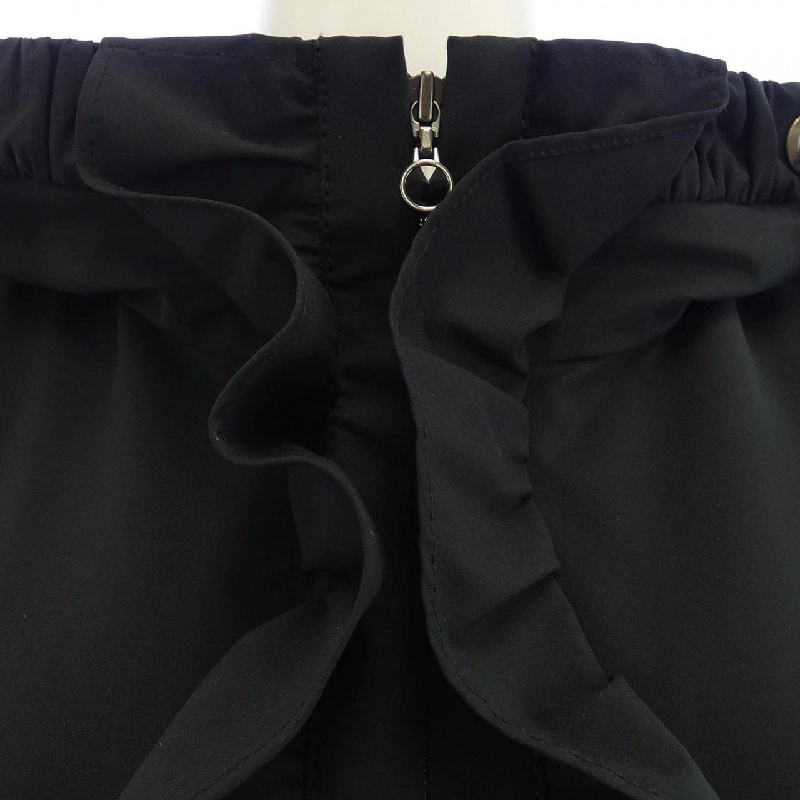 TO BE CHIC W5E01-701-09 Áo khoác - Hàng hiệu Authentic 820821