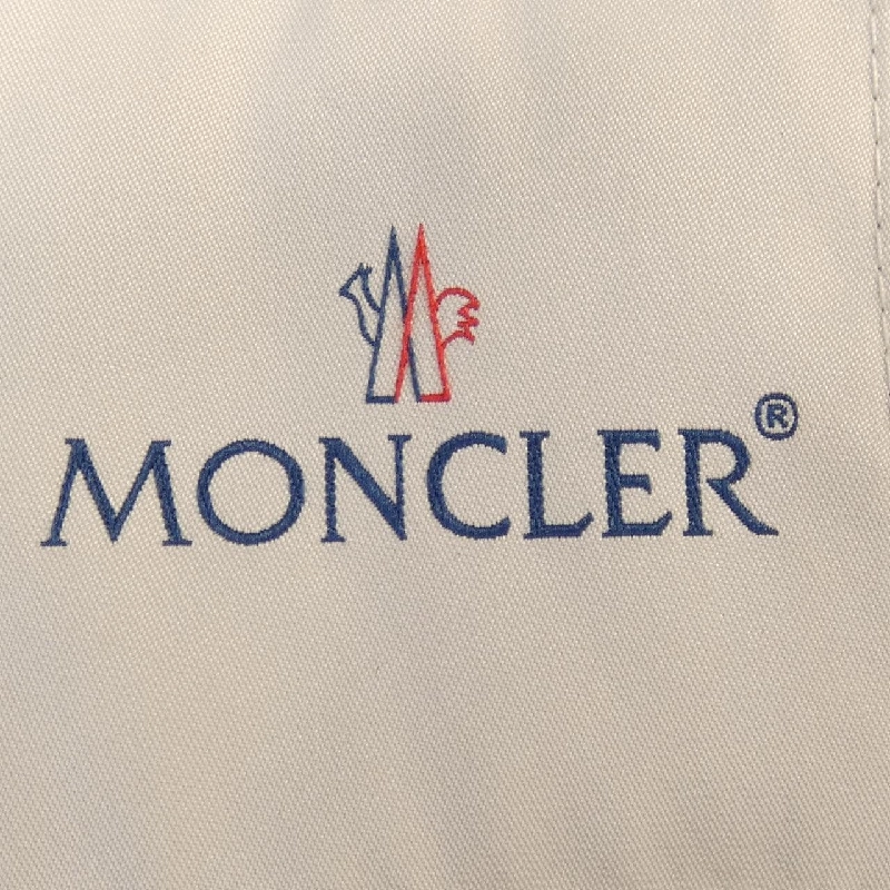 Áo khoác lông vũ MONCLER 636346