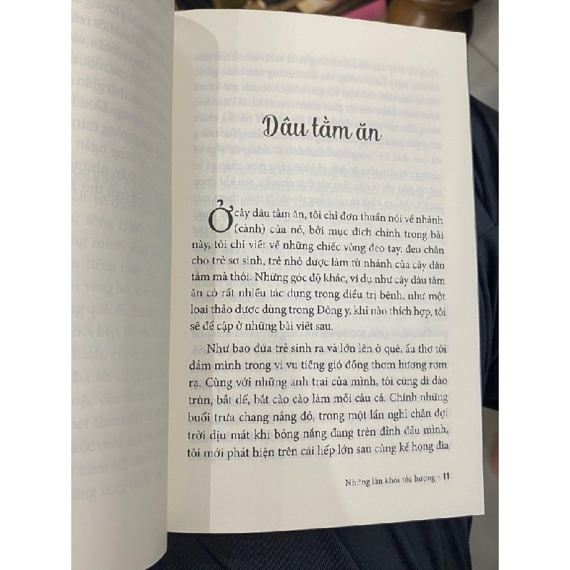 Những làn khói tỏa hương ( Tản văn ) - Huỳnh Thúy Kiều 474938