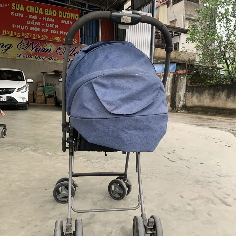 Xe đẩy gấp gọn có mái che 570561