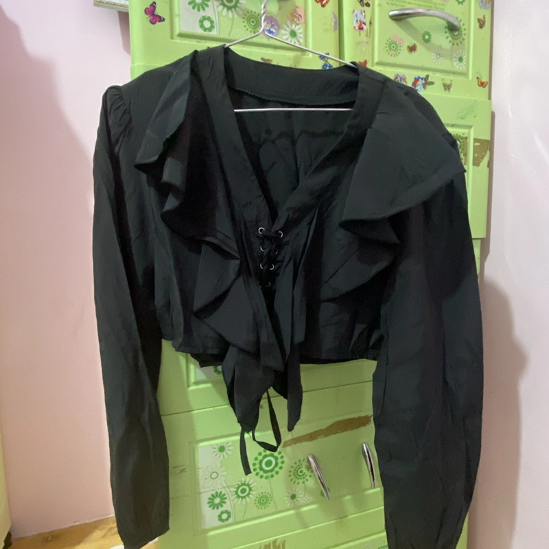 Áo crop top  size m  443090