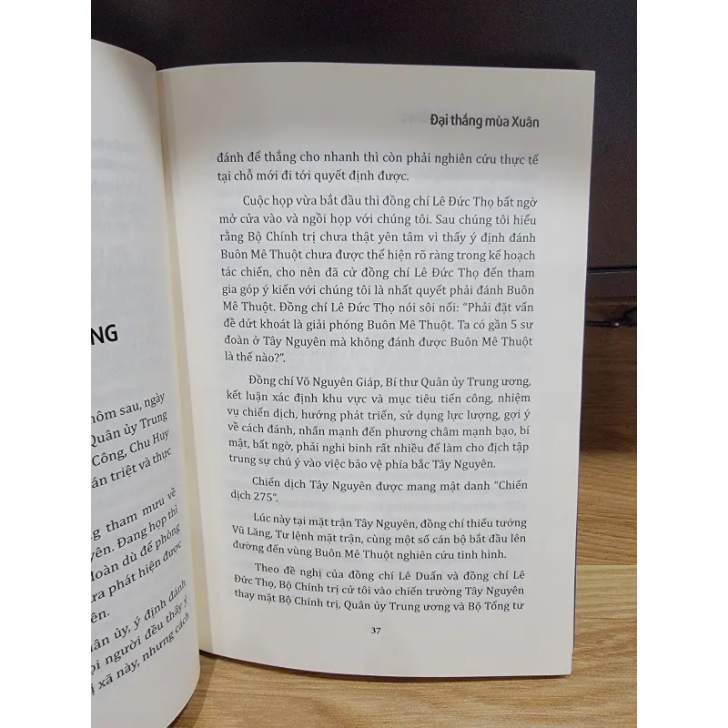 Đại thắng mùa xuân - Hồi ký đại tướng Văn Tiến Dũng 558886