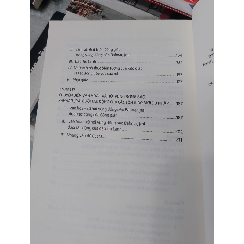 TÍN NGƯỠNG VÀ TÔN GIÁO DÂN TỘC BAHNAR, JRAI - NGUYỄN THỊ KIM VÂN
 531032