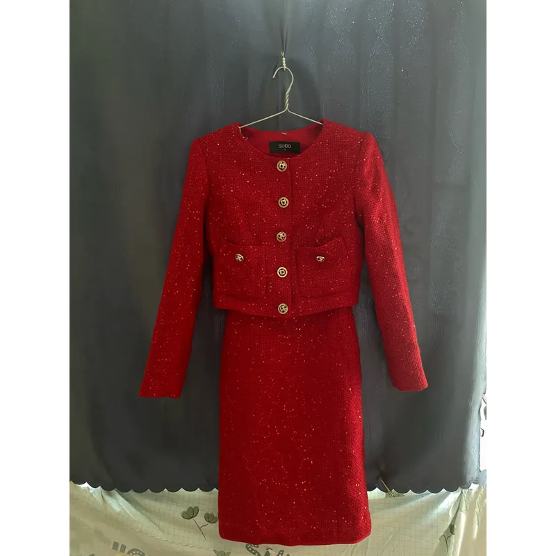 Váy dạ đỏ sixdo 728368