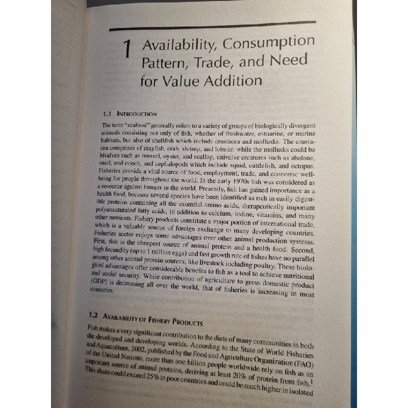 SEAFOOD PROCESSING : Adding Vakue Through Quick Freezing, Retortable Packaging, and Cook-Chilling - V. Venugopal 196160