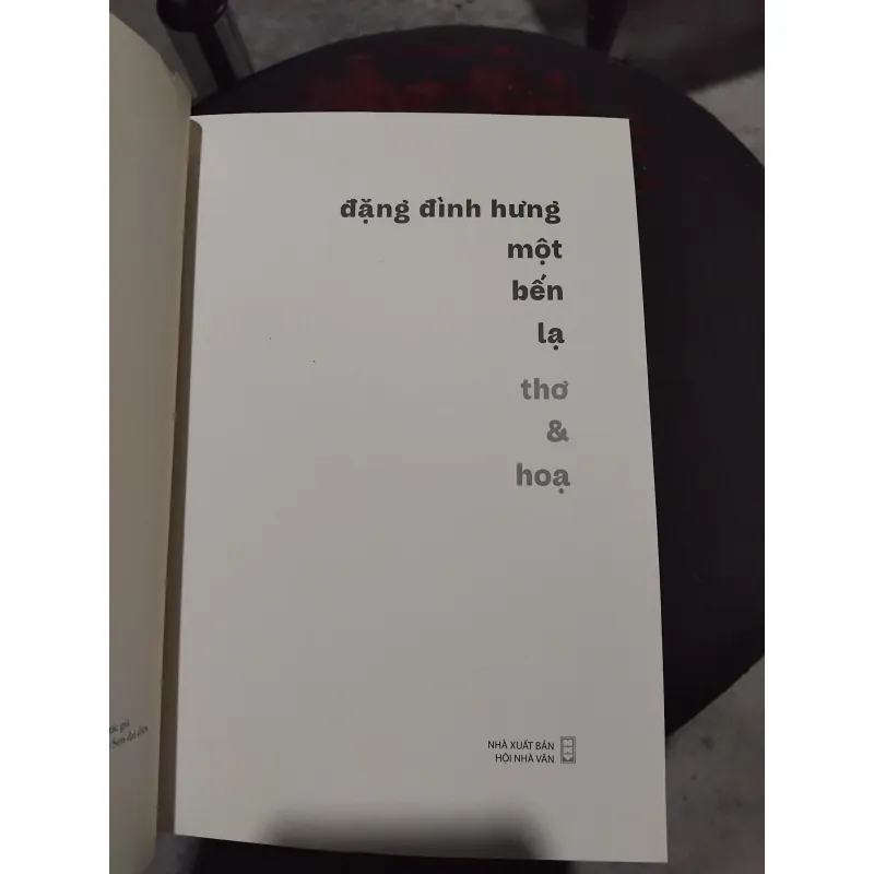 Một bến lạ thơ và họa của Đặng Đình Hưng  976199