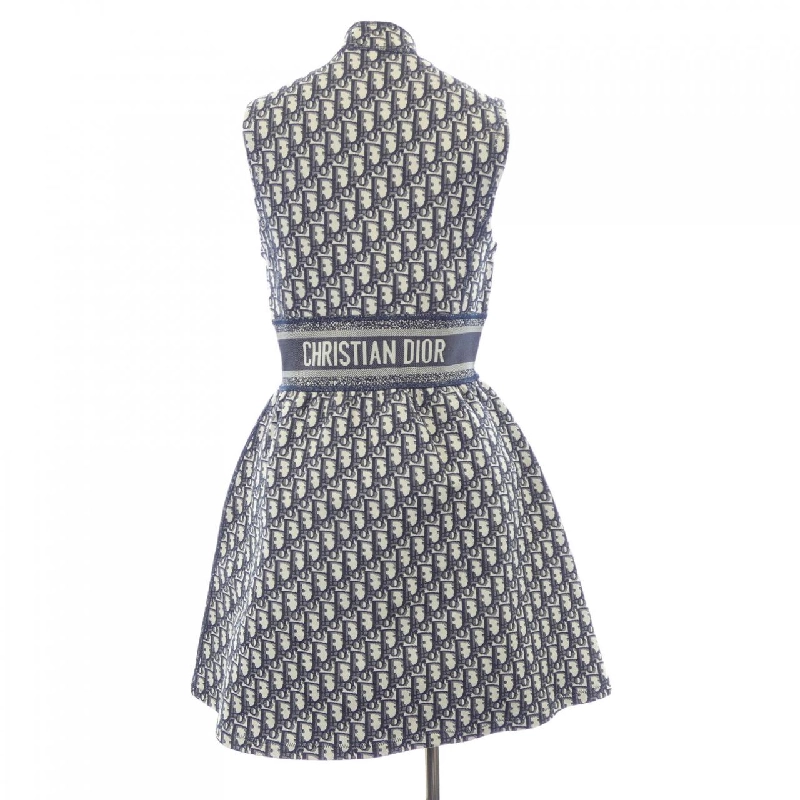 Đầm ngắn CHRISTIAN DIOR DIORVIERA 143R04A4040 - Hàng hiệu Authentic 811409