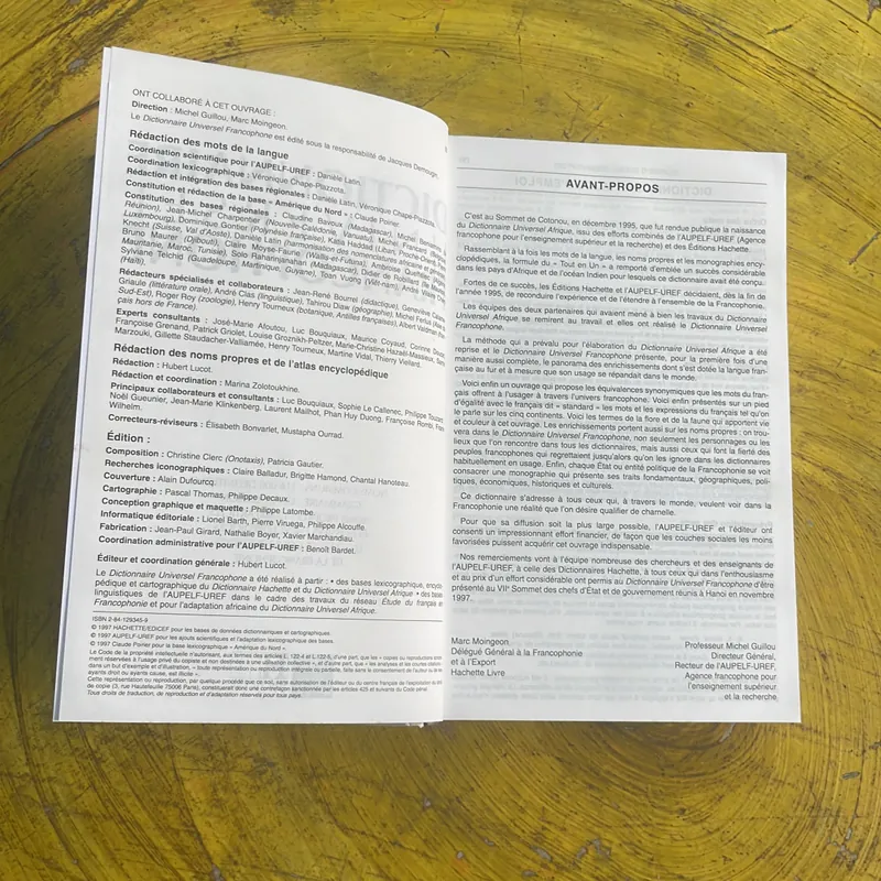 DICTIONNAIRE UNIVERSEL FRANCOPHONE  697197