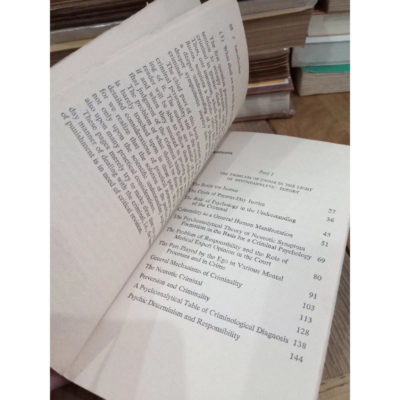 The criminal, the judge, and the public - Franz Alexander, M.D. and Hugo Staub 762552