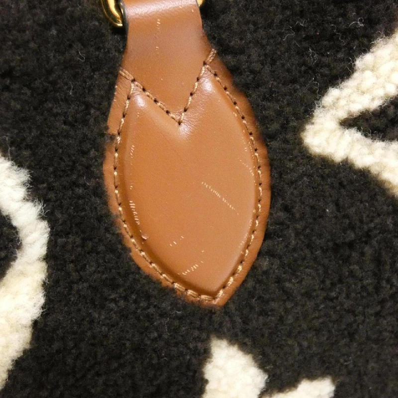 Túi Louis Vuitton Monogram Teddy On The Go GM M55420 618613