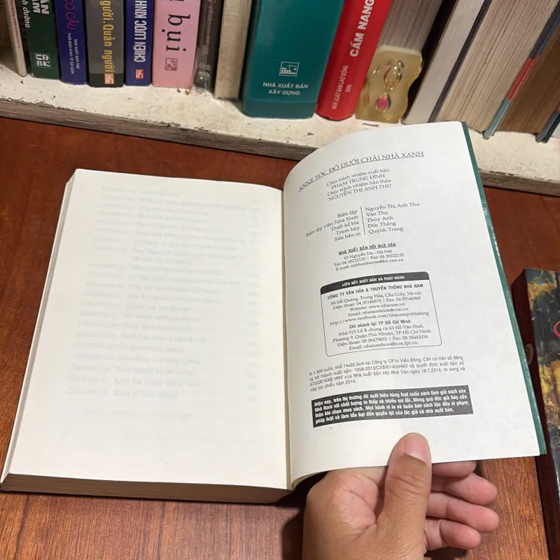 II Văn Học: Anne Tóc Đỏ _ Dưới Chái Nhà Xanh Và Làng Avonlea - L.M. MONTGOMERY - 2014 801116