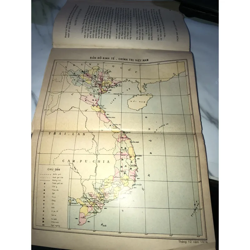 Việt Nam đất nước Anh Hùng  738096