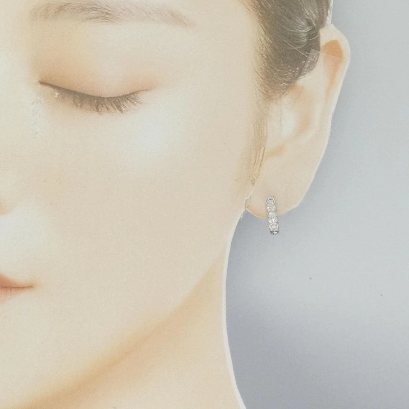 K18WG Bông tai kim cương 0.50CT - Hàng hiệu Chính hãng 869416