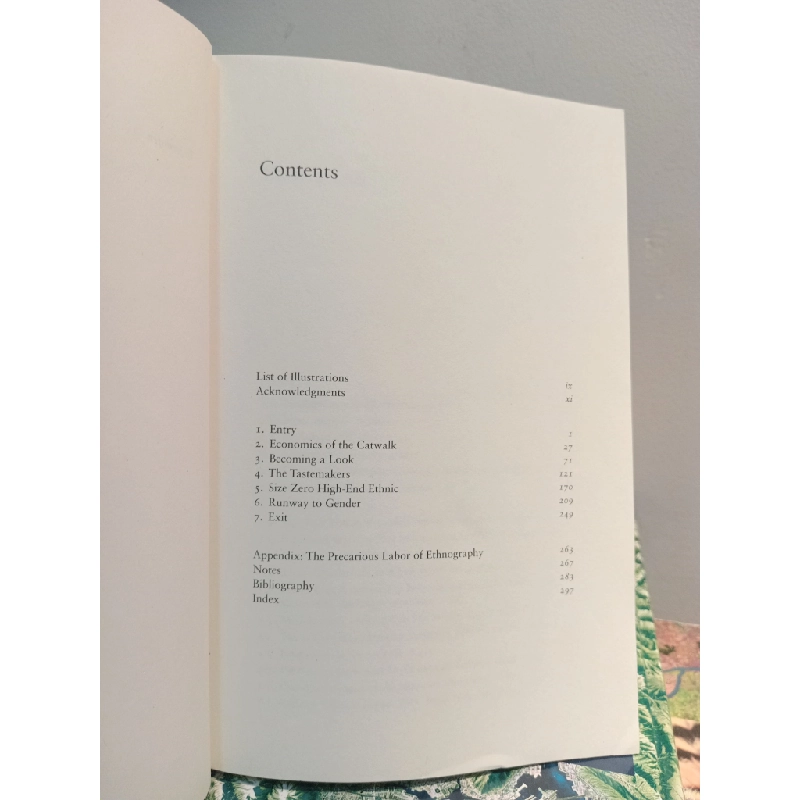 Pricing Beauty: The Making Of A Fashion Model - Ashley Mears 449006