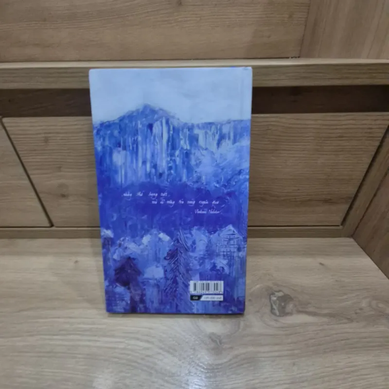 Sách "Những thứ trong suốt" 754344