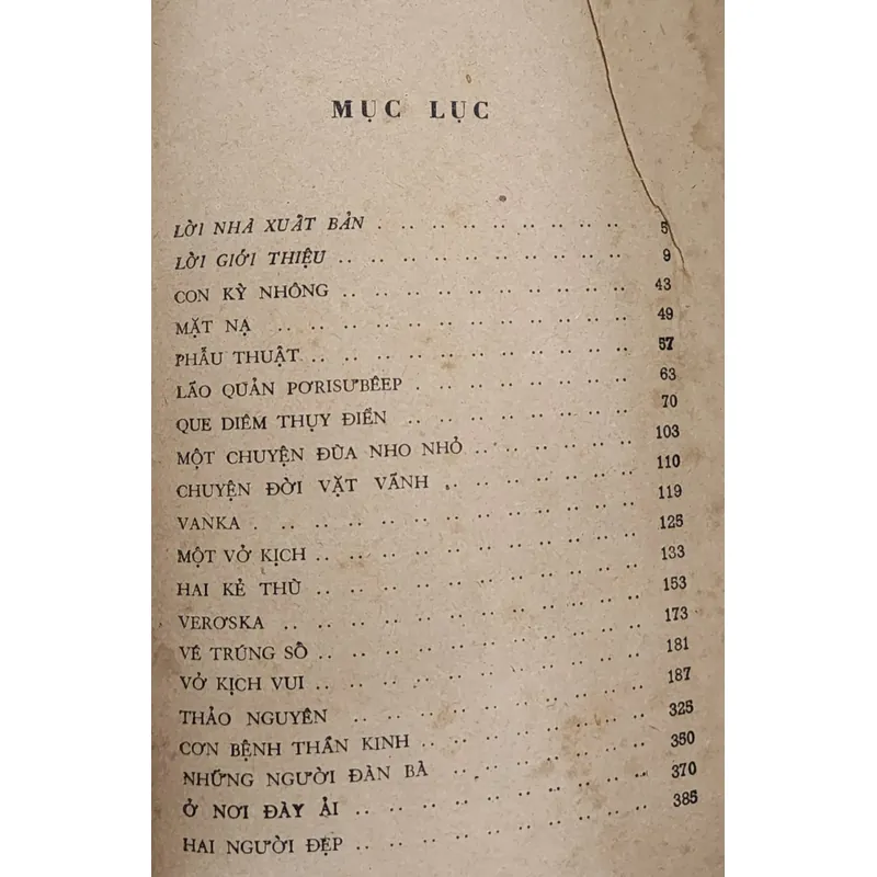 Truyện ngắn chọn lọc của nhà văn Anton Chekhov, dịch giả: Cao Xuân Hạo & Phan Hồng Giang 705201