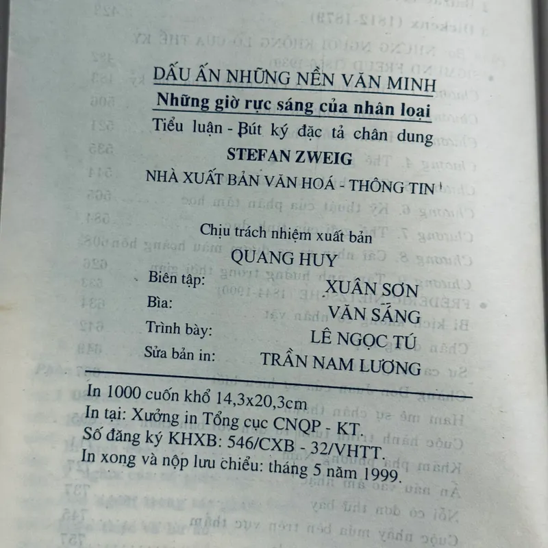 Những giờ rực sáng của nhân loại 562166