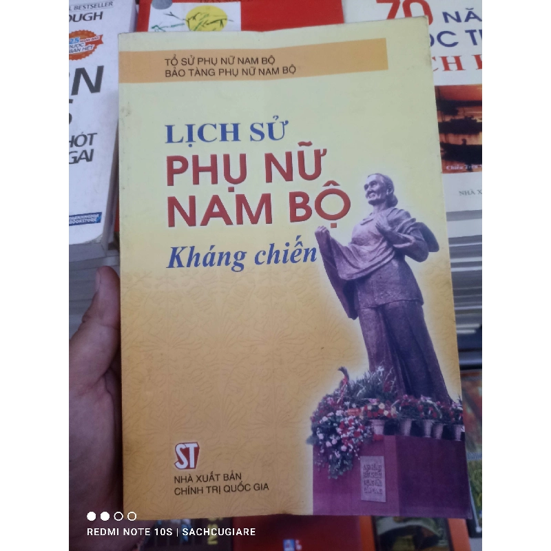 (Sách cũ SCGR) Lịch sử phụ nữ Nam Bộ kháng chiến VAVO Blogmeo090426 1015680