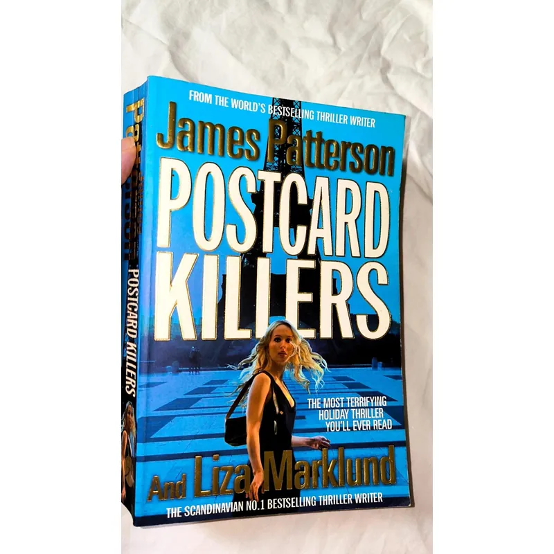 Sách tặng kèm khi khách mua bất kỳ sản phẩm nào của shop: James Patterson Postcard killers 732556