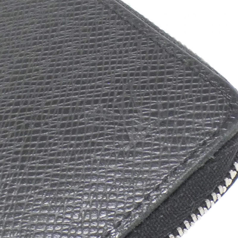 Ví tiền xu Louis Vuitton Taiga Zippy M30511 - Hàng hiệu chính hãng 770090