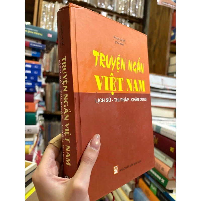 Truyện ngắn việt nam lịch sử thi pháp chân dung - Phan Cự Đệ 675571