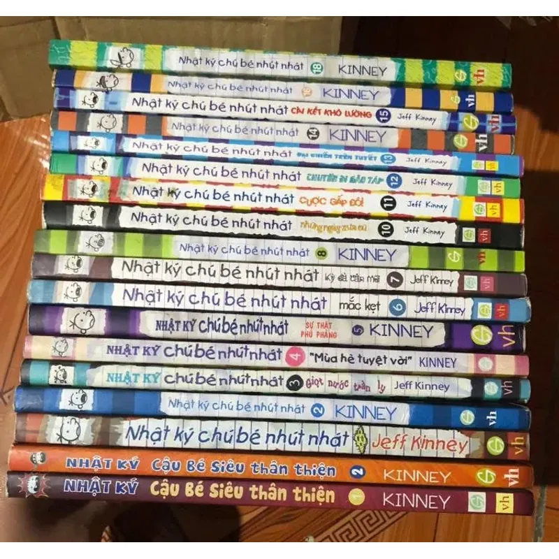 Nhật ký cậu bé nhút nhát -Combo 18 cuốn không trùng - chất lượng như mơi 992511