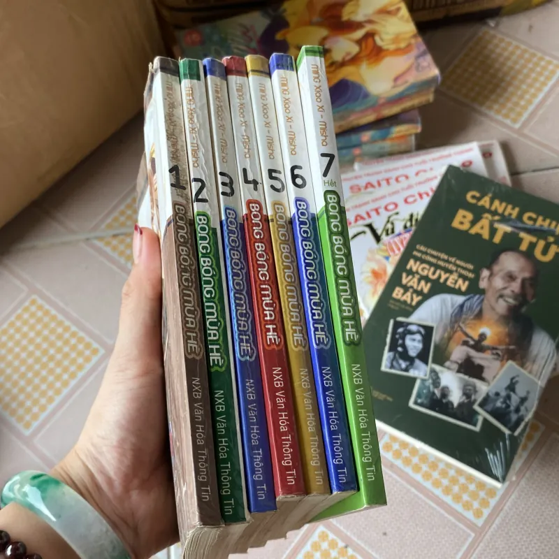 Bong Bóng Mùa Hè của tác giả Minh Hiểu Khê.  976741