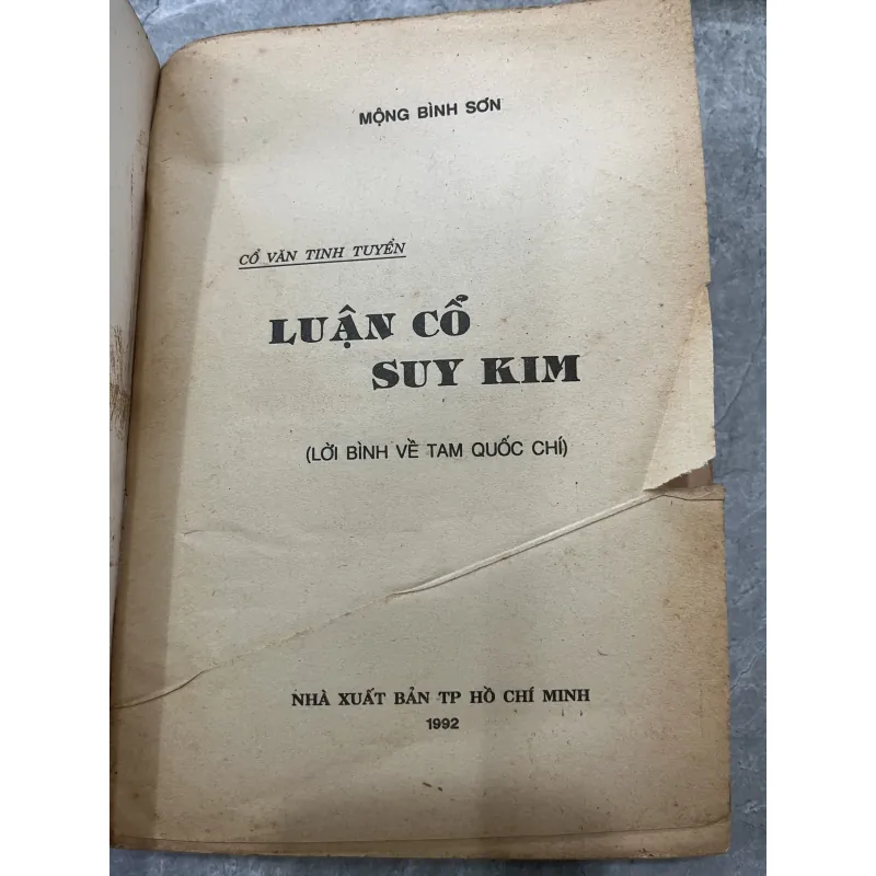 LUẬN CỔ SUY KIM - MỘNG BÌNH SƠN 760021